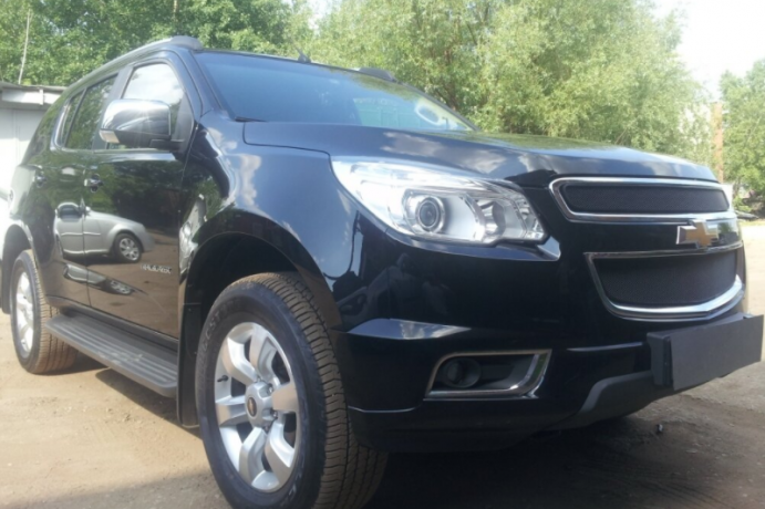Защита радиатора "Standart" Chevrolet Trailblazer (2012-2015) чёрная купить недорого с доставкой в Долгопрудный