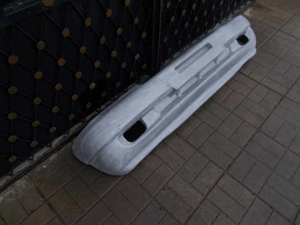 Силовой передний бампер стеклопластиковый Chevrolet Niv@ купить недорого с доставкой в Долгопрудный