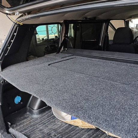 Полка для L@DA 4x4 Urban (с 2016г., 5 дв)(с боковинами, с опорами, отв. под динамики 6х9 дюймов) купить недорого с доставкой в Долгопрудный