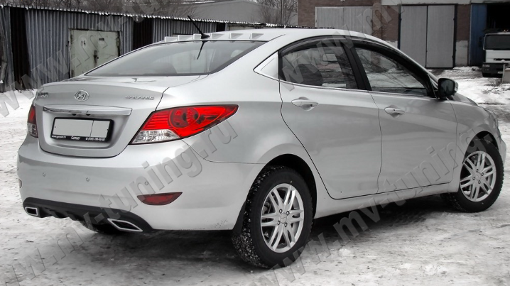 Диффузор заднего бампера var №2 (текстурный пластик) для Hyundai Solaris (2010-2013) купить недорого с доставкой в Долгопрудный