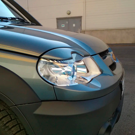 Накладки на фары (реснички) для Chevrolet Niv@ купить недорого с доставкой в Долгопрудный