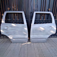 Комплект задних стеклопластиковых дверей для B@3 2123 &quot;Chevrolet Niv@&quot;